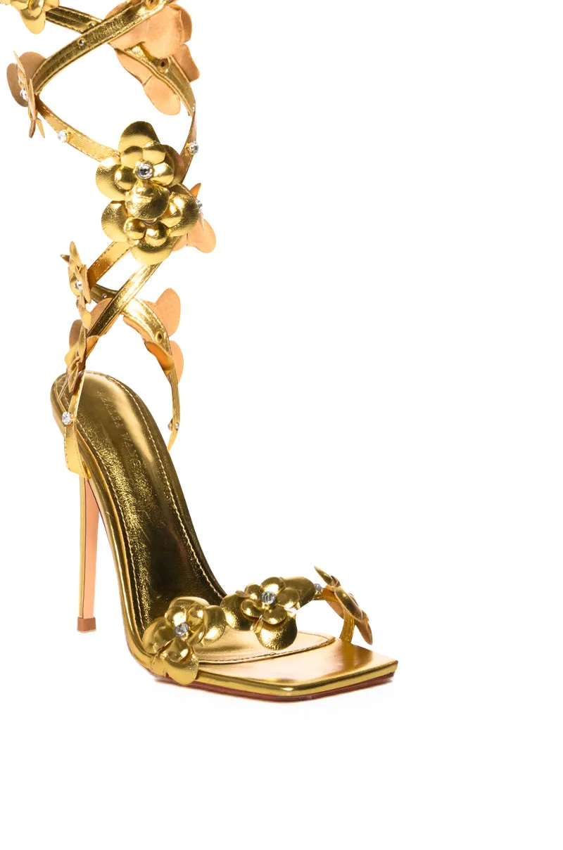 AZALEA WANG HUMBLE FLOWER TIE UP SANDAL IN GOLD