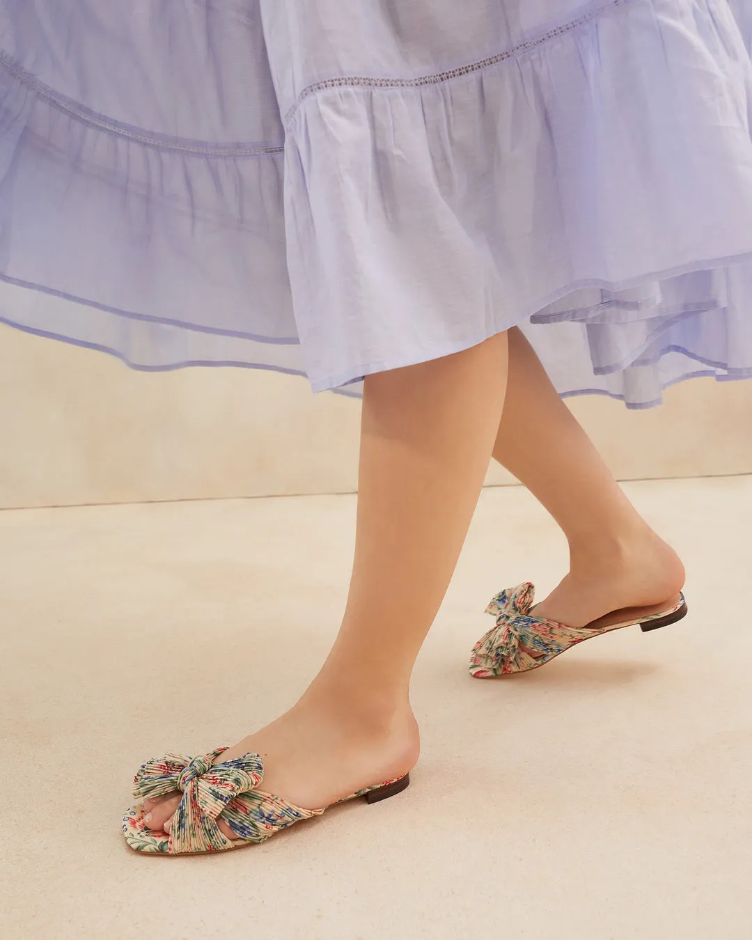 Daphne Knot Flat Sandal Tan Vine Floral