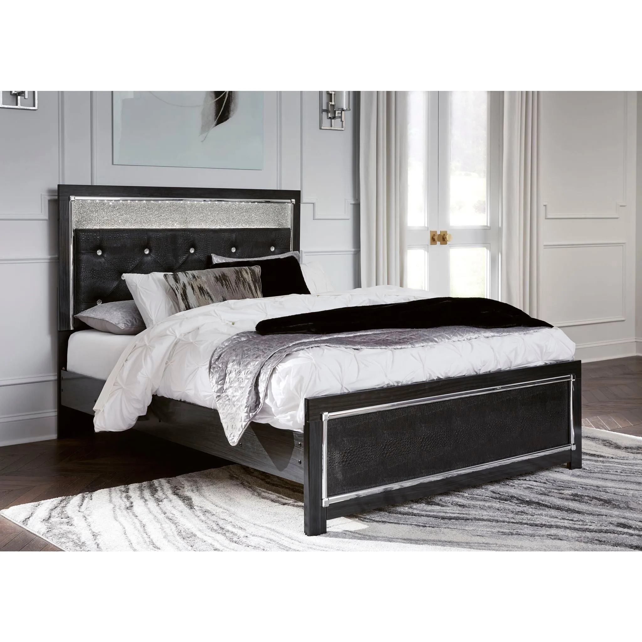 Kaydell Panel Bed - Black