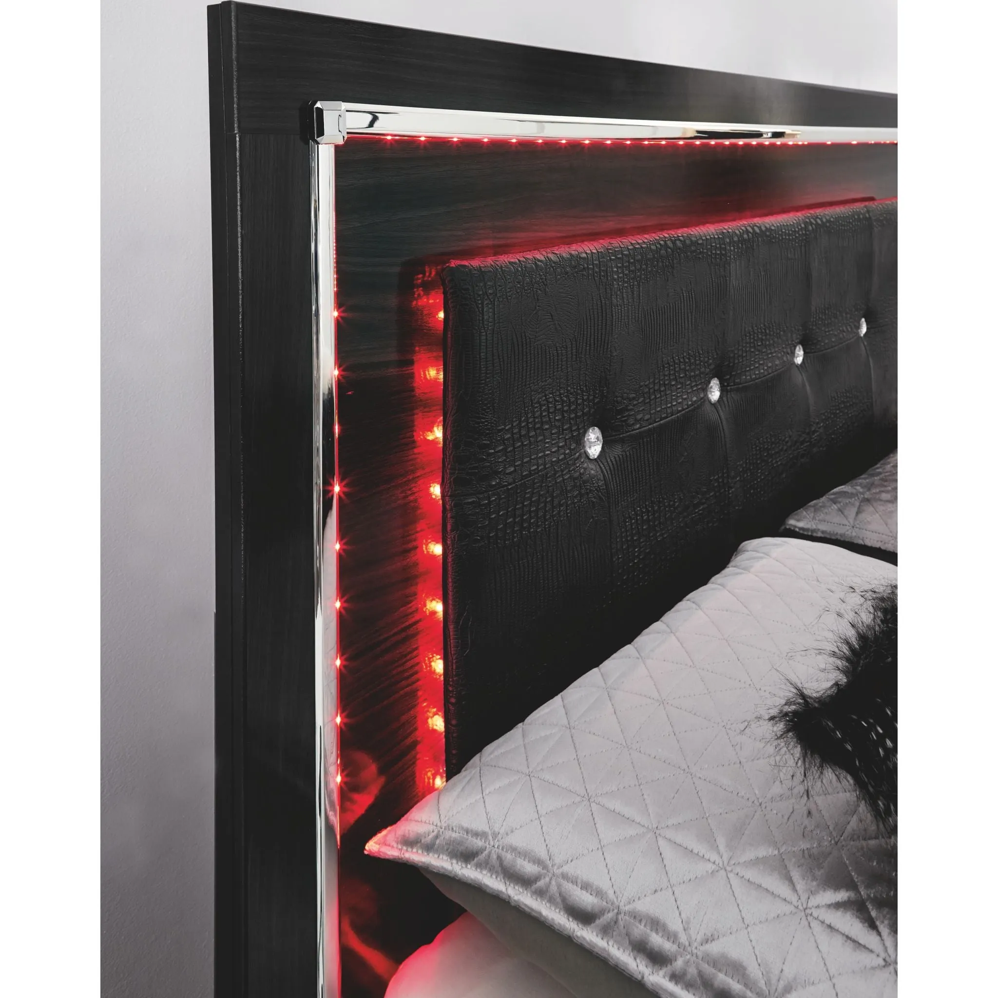 Kaydell Platform Bed - Black