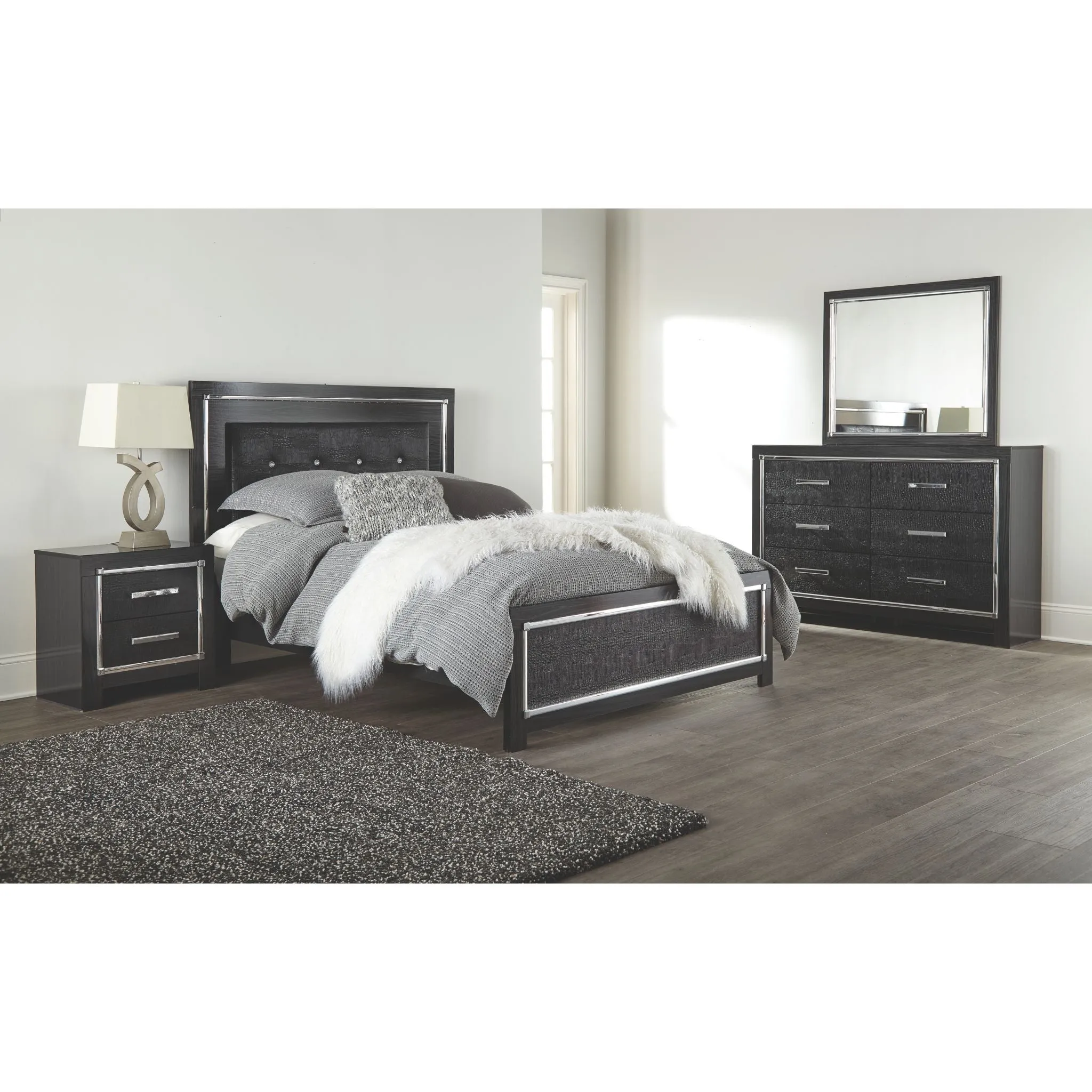 Kaydell Platform Bed - Black