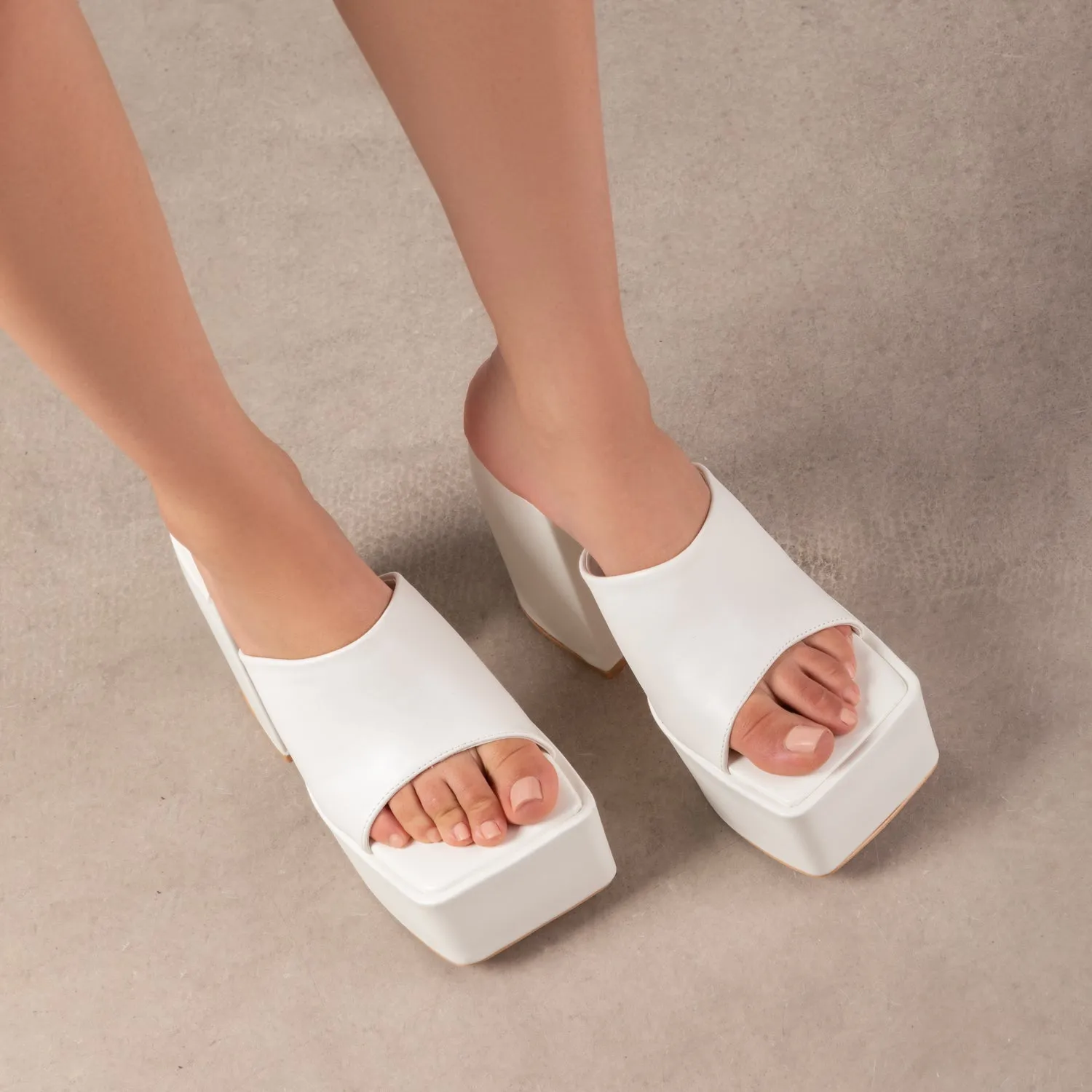 RAID Bina Platform Heeled Mule in White